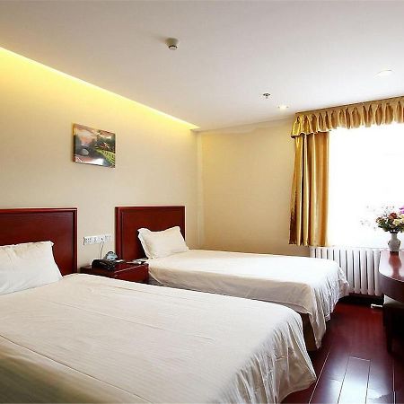 Greentree Inn Shanghai Changyang Road Jiangpu Park Metro Station Business Hotel Екстериор снимка