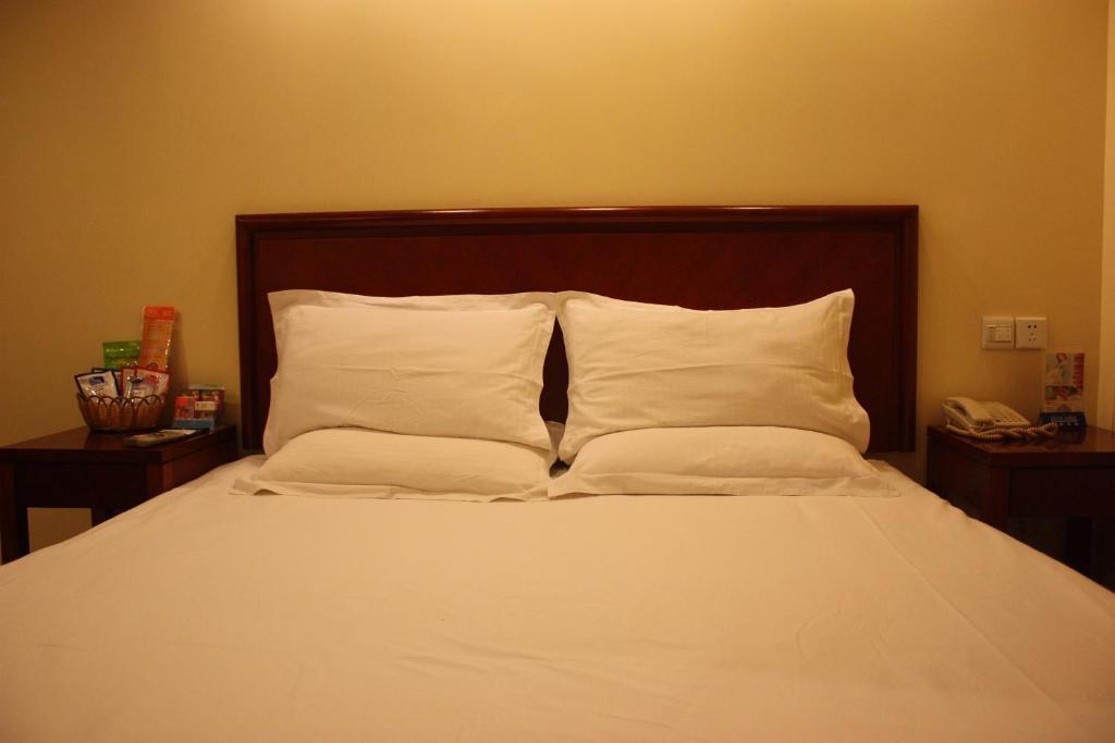 Greentree Inn Shanghai Changyang Road Jiangpu Park Metro Station Business Hotel Екстериор снимка