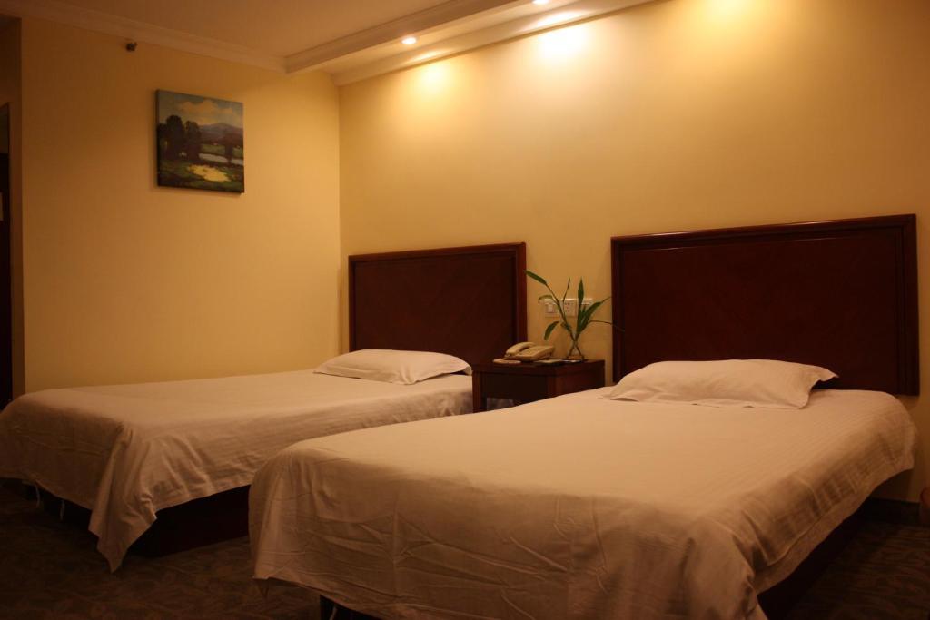 Greentree Inn Shanghai Changyang Road Jiangpu Park Metro Station Business Hotel Екстериор снимка