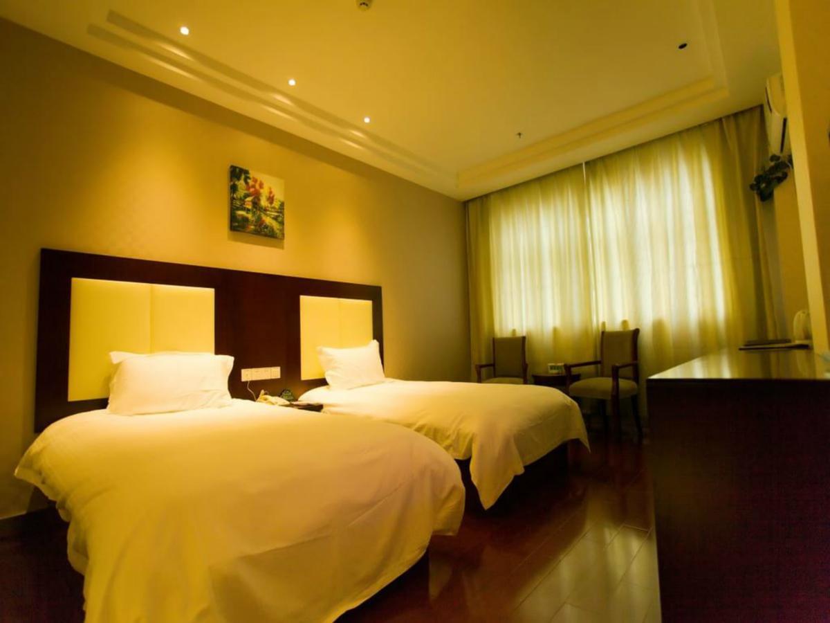 Greentree Inn Shanghai Changyang Road Jiangpu Park Metro Station Business Hotel Екстериор снимка